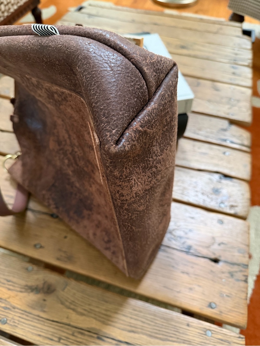 Meanwhile Carryall and Crossbody - Brown Leather Bag - Picture 6 of 8